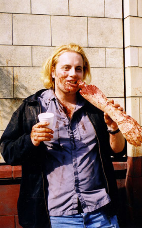 on set photos from Shaun of the Dead - new cross zombies