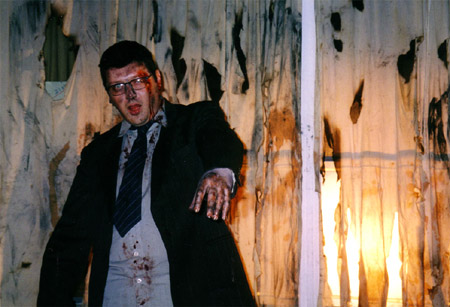 on set photos from Shaun of the Dead - new cross zombies