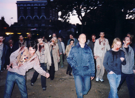 on set photos from Shaun of the Dead - new cross zombies
